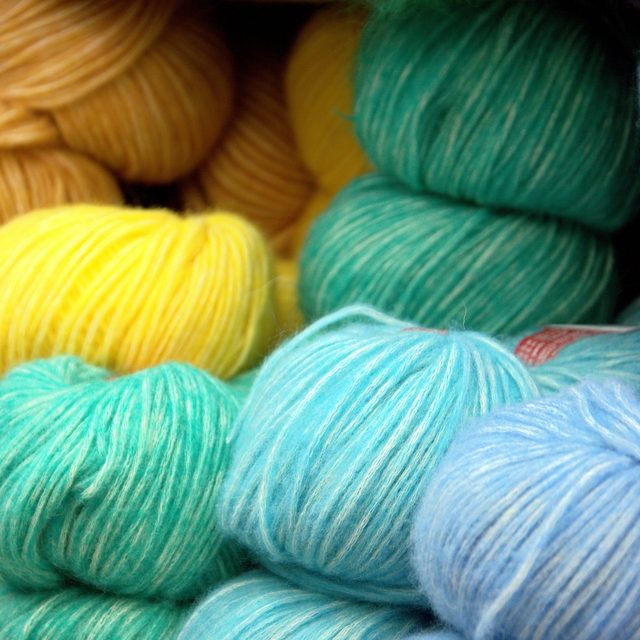 Gomitoli di filati in stock